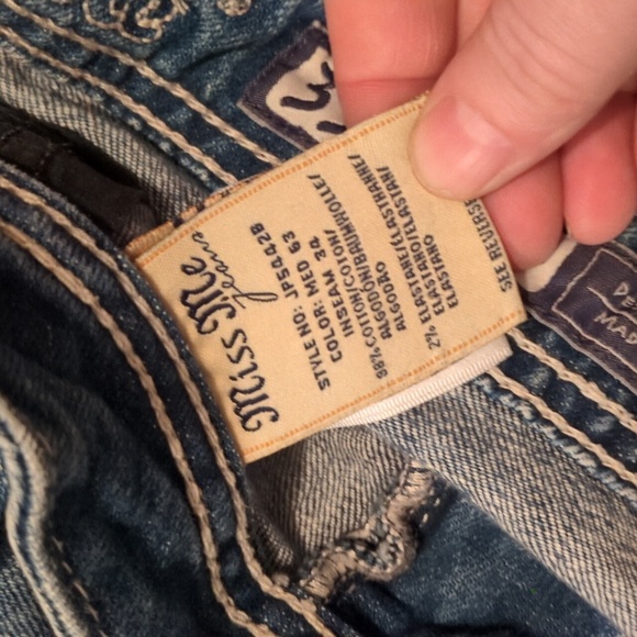 Miss Me Distressed Boot Angel Wing Jeans Size 33 - Picture 4 of 8